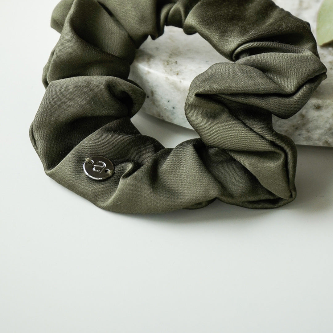 Scrunchies aus veganer Seide: Perfekt für die Nacht
