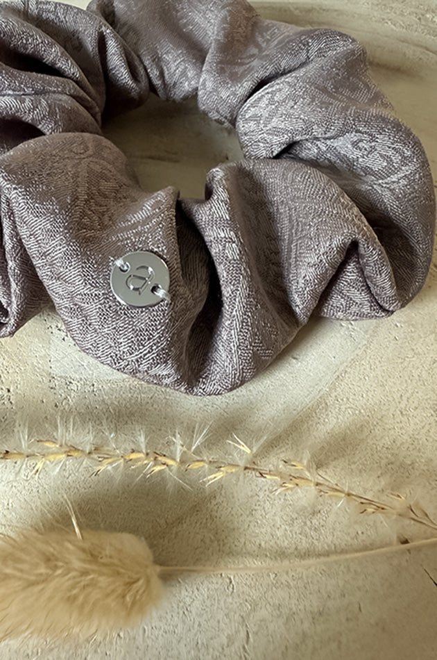 Scrunchie Tracht Reissverschluss Beige