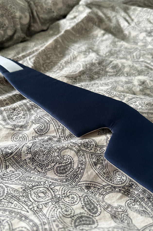 Schlafmaske aus Bambusseide wendbar in  Blau und Beige